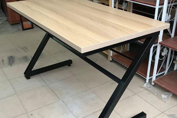  thu mua bàn làm việc chữ Z