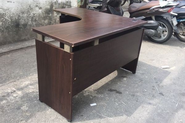 Thu mua bàn làm việc chữ L