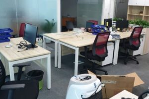 thu mua bàn làm việc 1m4 3