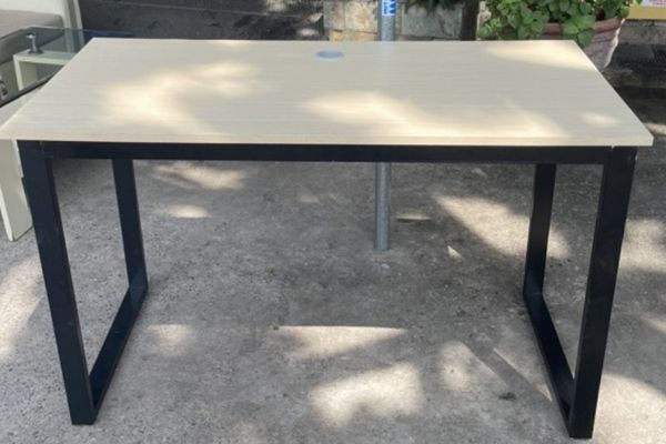 thu mua bàn làm việc chữ U3