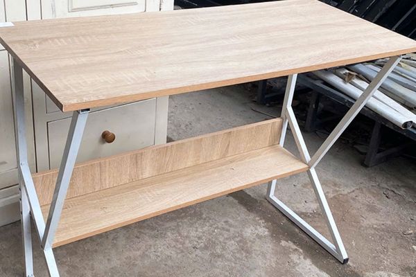 Thu mua bàn làm việc chữ K