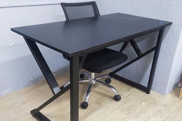 Thu mua bàn làm việc chữ K2