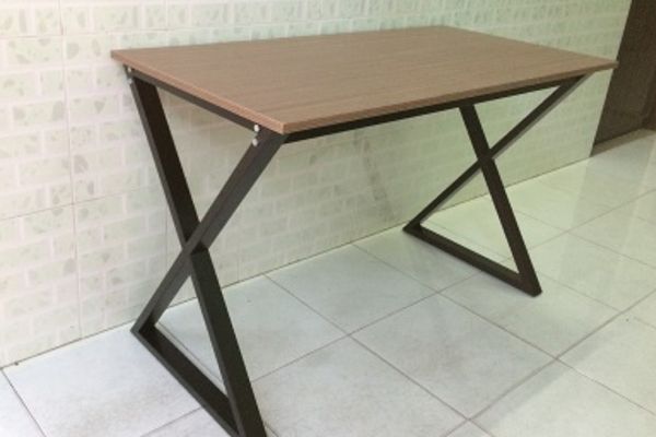 Thu mua bàn làm việc chữ X