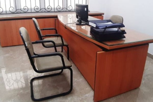 Thu mua bàn làm việc tại nhà 3