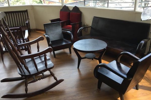 Thanh lý bàn ghế cũ1