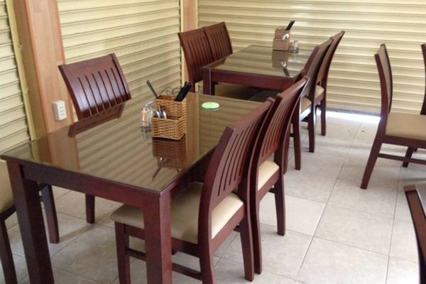 Thanh lý bàn ghế cũ – Giá rẻ, uy tín thu mua tận nơi