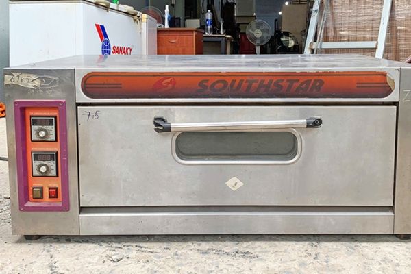 Thanh lý lò nướng pizza cũ1